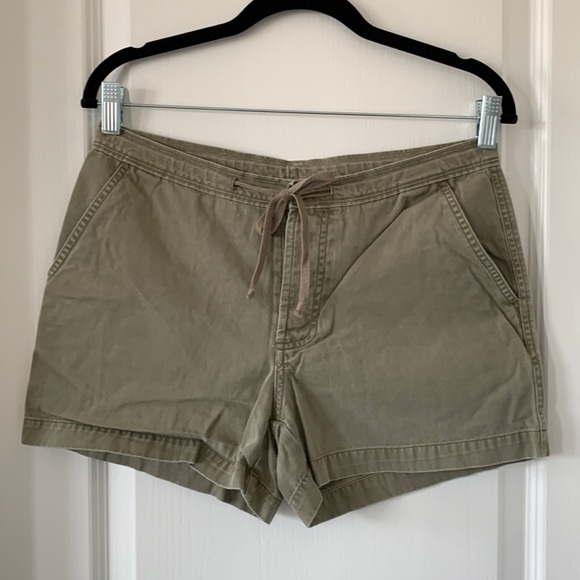 GAP Olive Green 100% Cotton Drawstring Button Fly 3.5” Inseam Shorts Size XS - Picture 1 of 14
